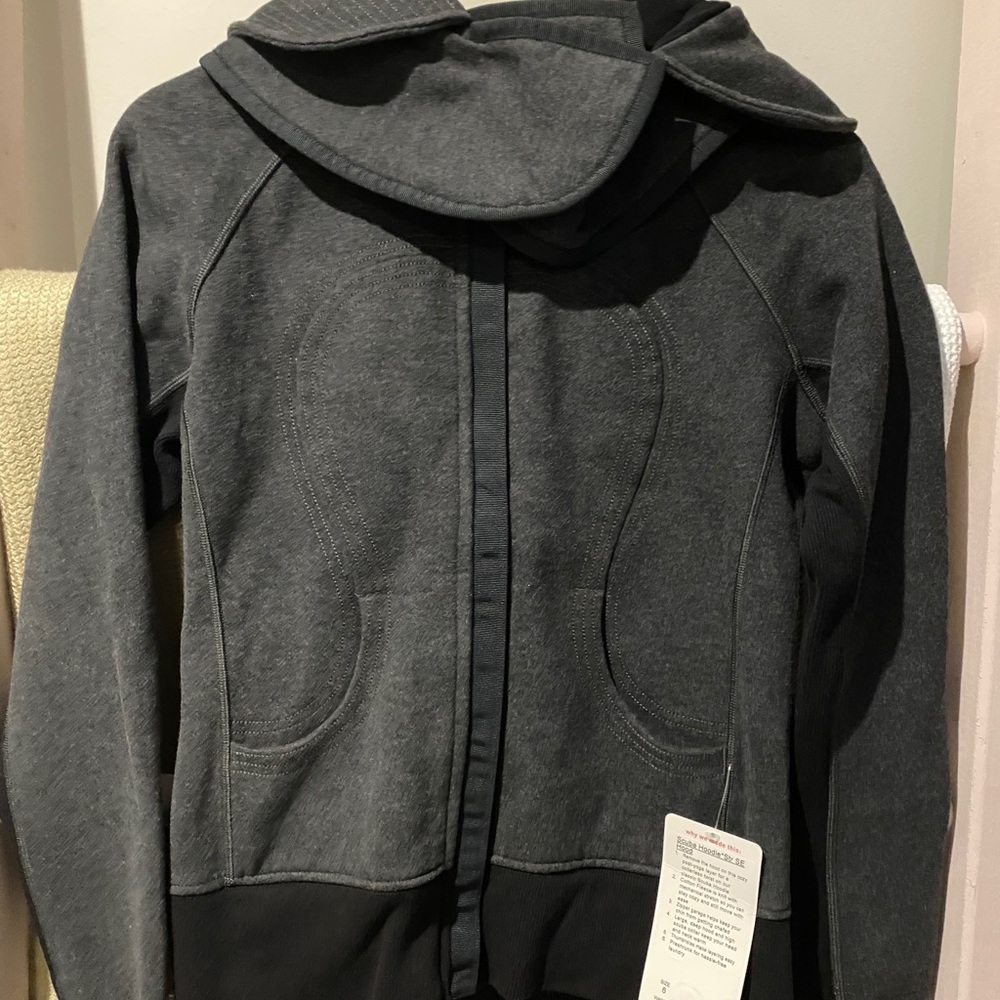 BNWT SE* Lululemon Scuba Hoodie 2013 Winter